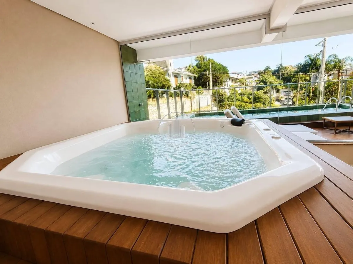 Apartment with 3 bedrooms and 2 en-suites with balcony — photo 18