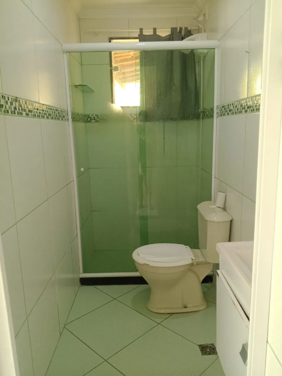 Glass-enclosed balcony in a 3-bedroom house, 197 m² — photo 14