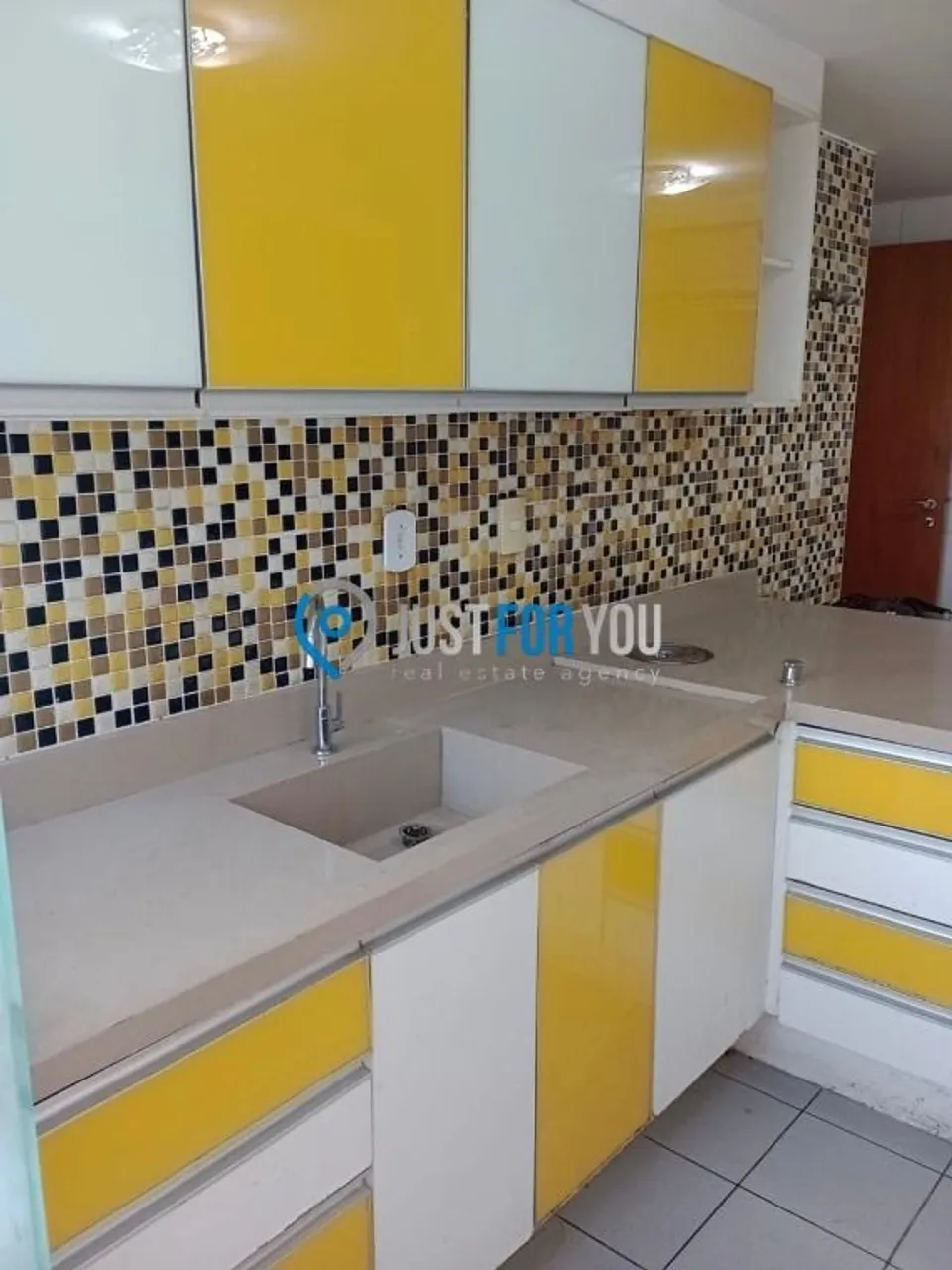 4-bedroom apartment with gas stove and 169 m² — photo 8