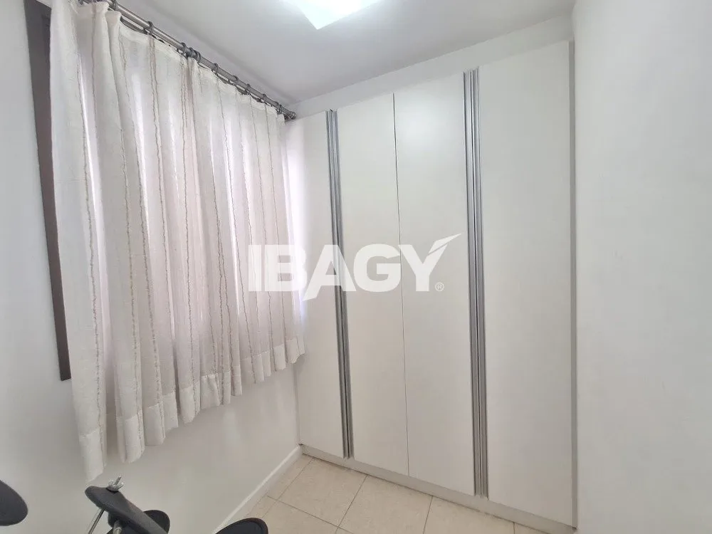 Furnished apartment with 2 en-suite bedrooms and 2 parking — photo 28