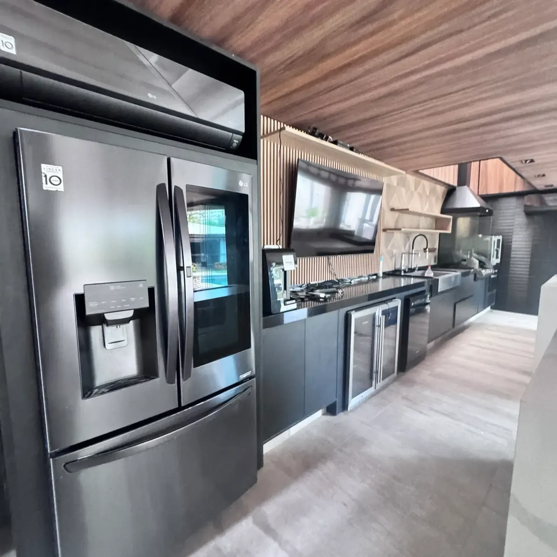 Furnished house with 4 bedrooms and 5 bathrooms, open kitchen — photo 53