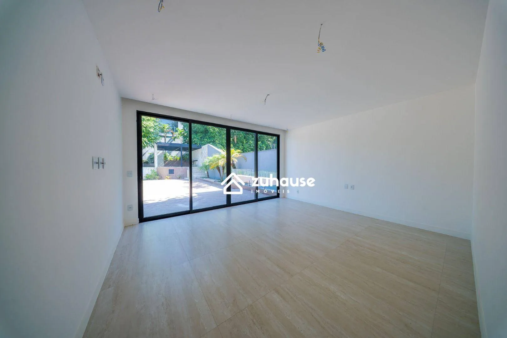 Casa com 5 quartos e cozinha em conceito aberto — photo 53