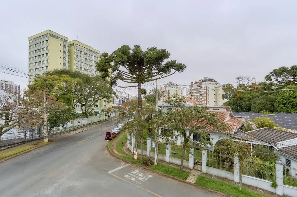 3-bedroom apartment with balcony and 120 m² — photo 30