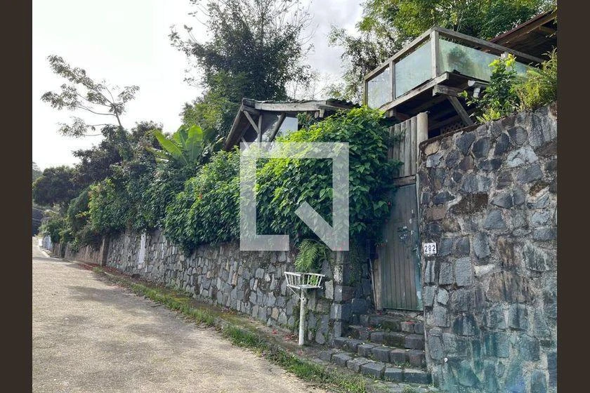 Furnished house, 322 m², with a grill on the balcony — photo 39