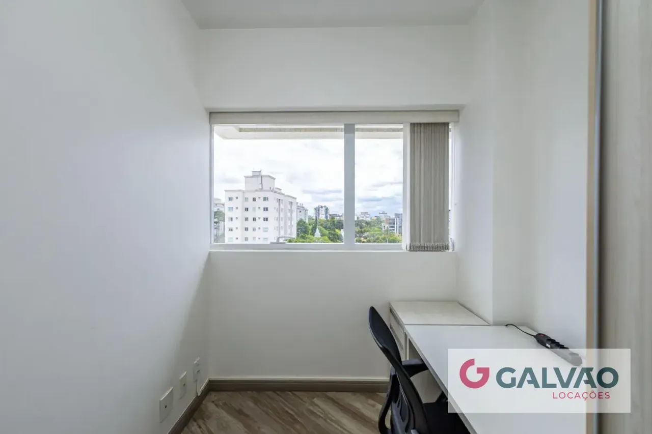 Furnished apartment with 2 bedrooms and 1 parking spot — photo 10