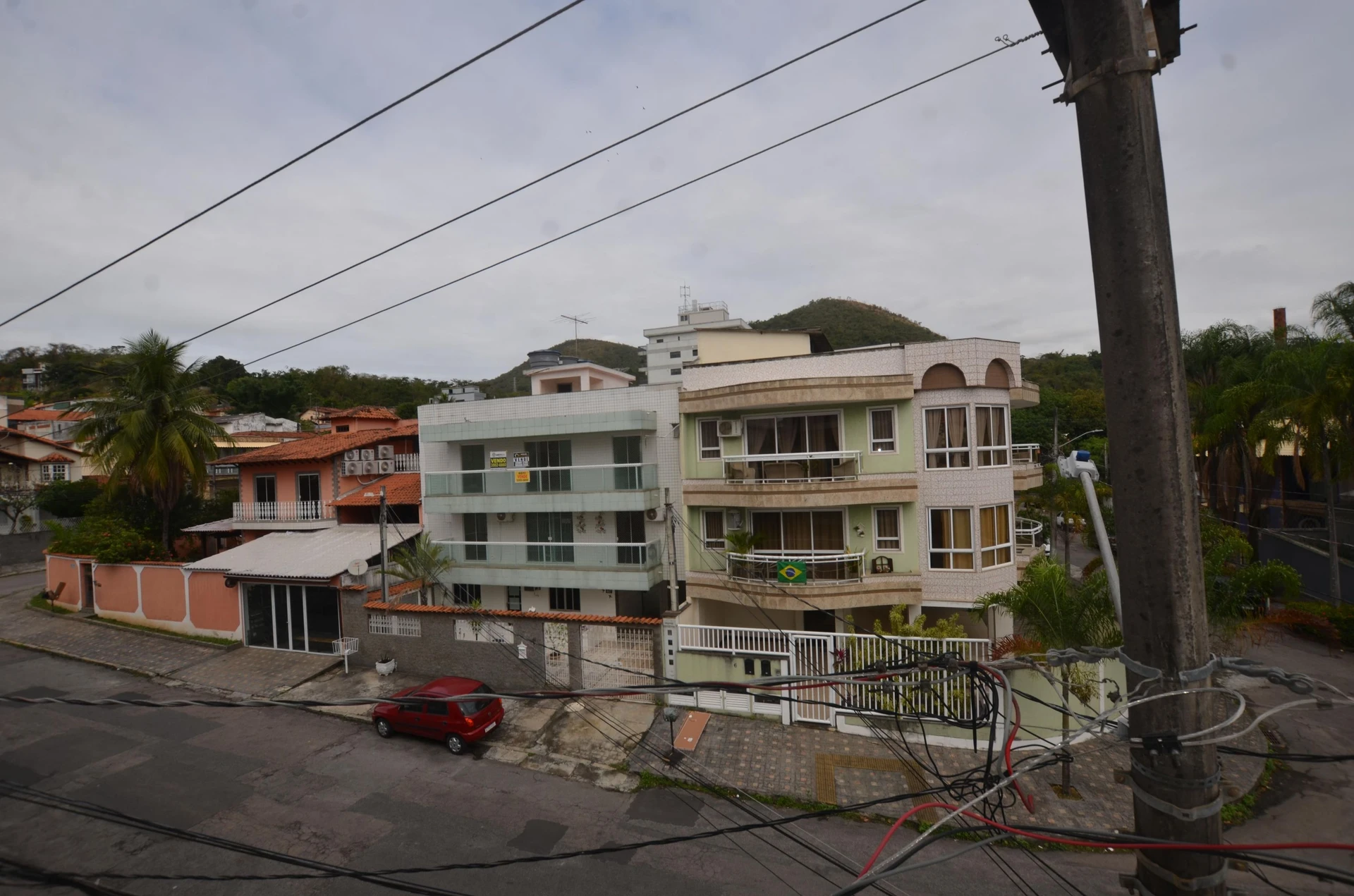 2-bedroom apartment with a mountain view in Rio de Janeiro — photo 23