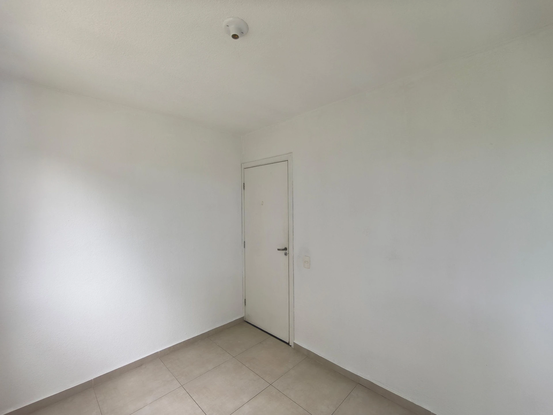 2-bedroom apartment with 1 parking space and 1 bath — photo 28