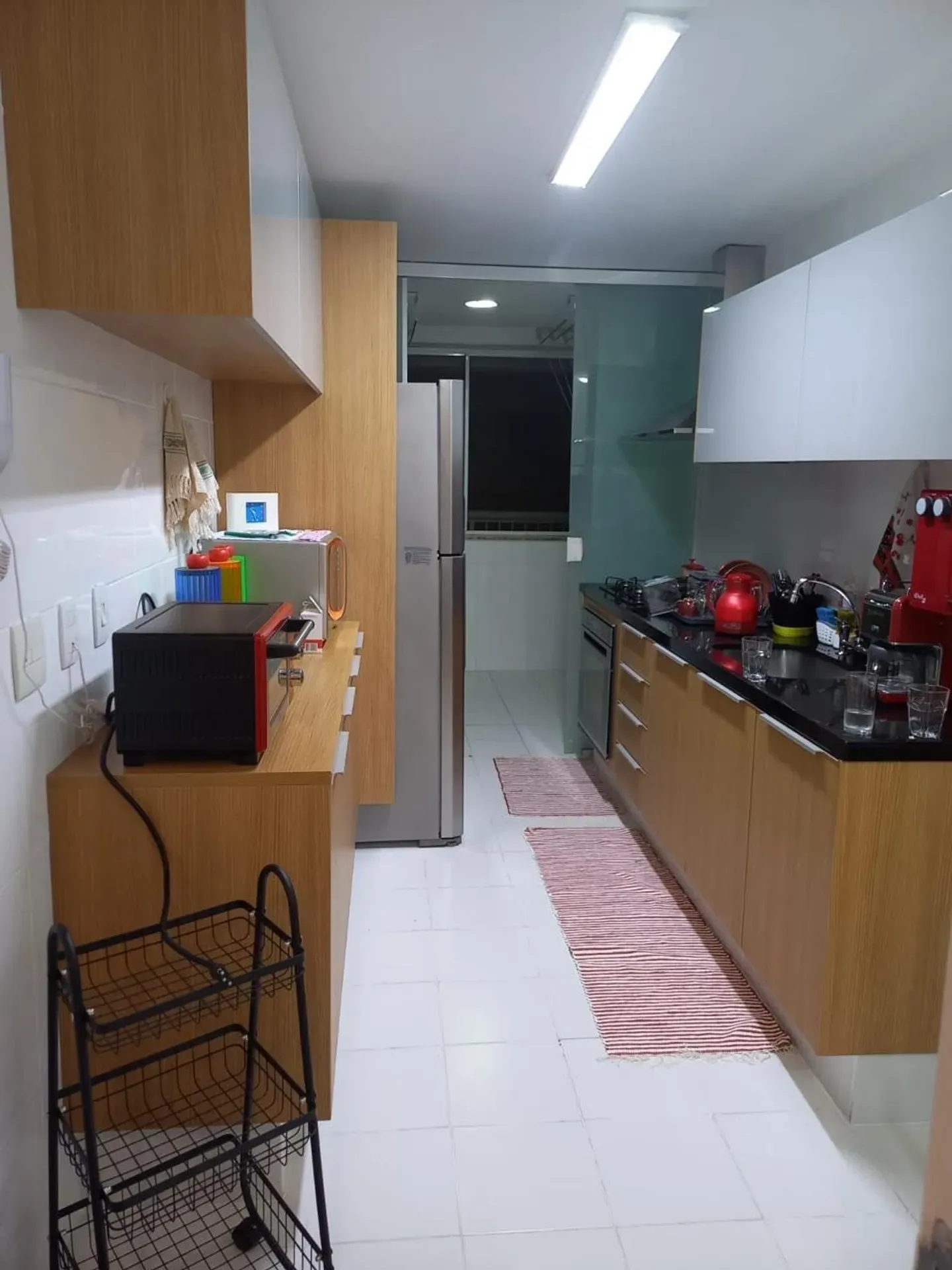 Furnished apartment with balcony, 4 bedrooms and 5 baths — photo 40