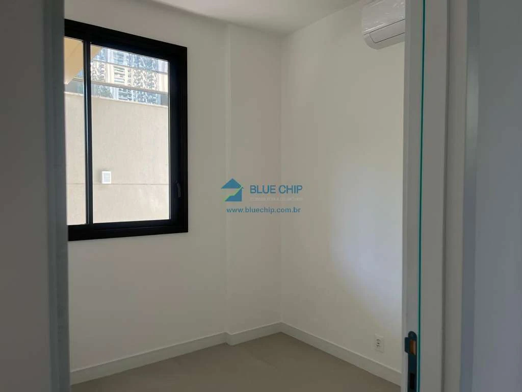 Apartamento sem mobília de 95 m² com varanda — photo 21