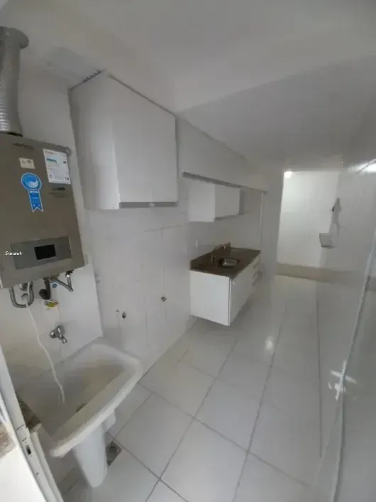 Apartment with 3 bedrooms and 3 bathrooms and separate kitchen — photo 2