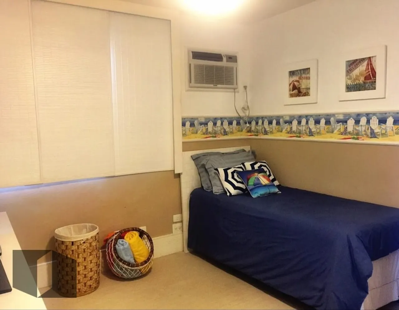 Apartment with 2 bedrooms and a glass-enclosed balcony — photo 7