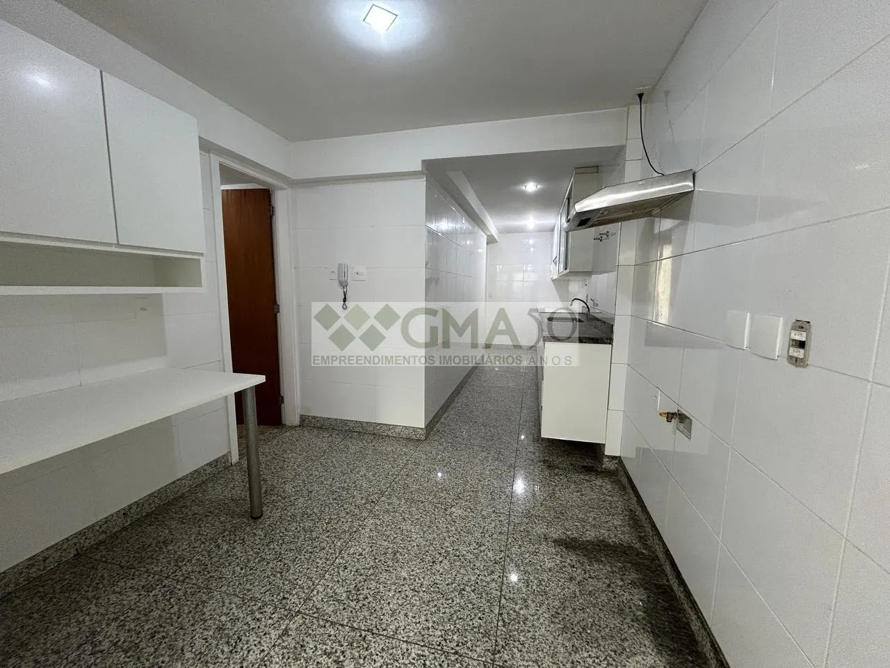 Apartamento com 4 quartos e 5 banheiros com vaga — photo 34