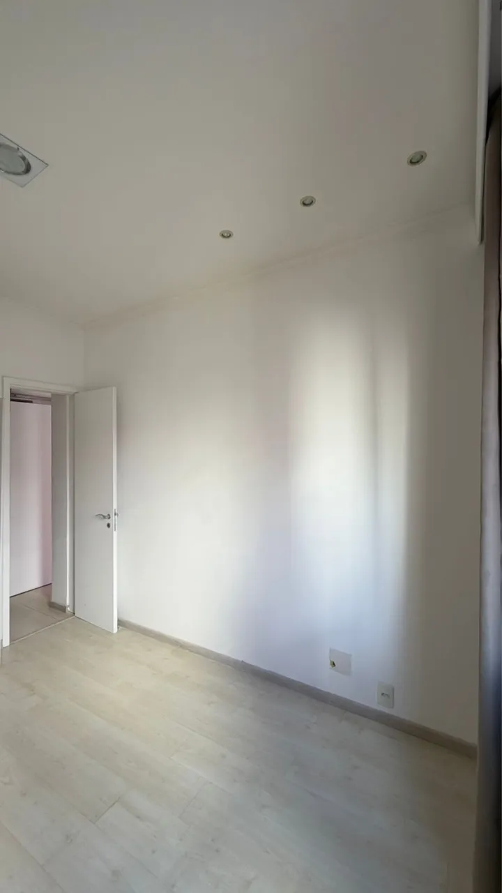 Home office in a one-bedroom apartment, 44 m² — photo 3