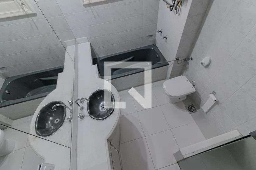 Rental apartment with 3 bedrooms, 160 m² and balcony — photo 30