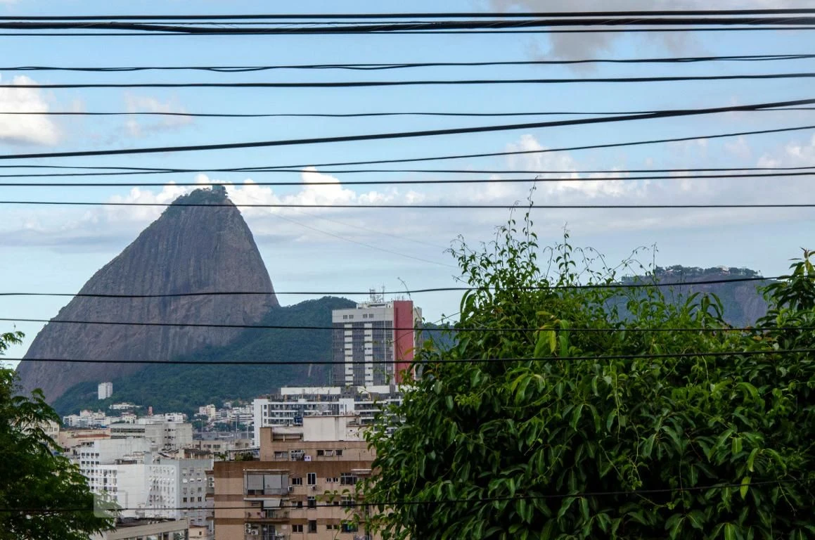 One-bedroom house with a garden in Rio de Janeiro — photo 27