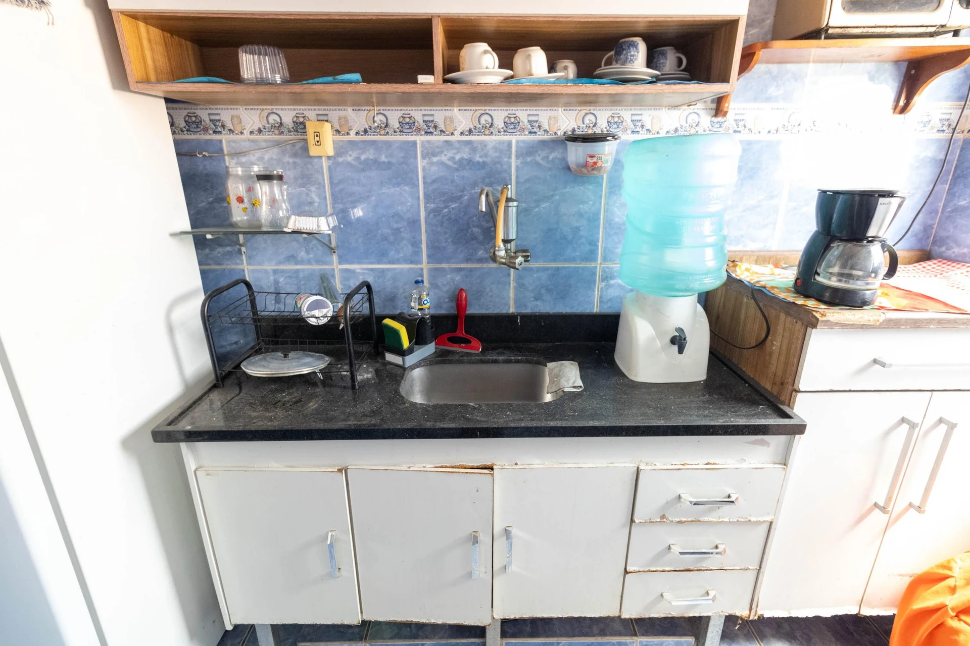 Furnished apartment, 90 m², with a washing machine — photo 14