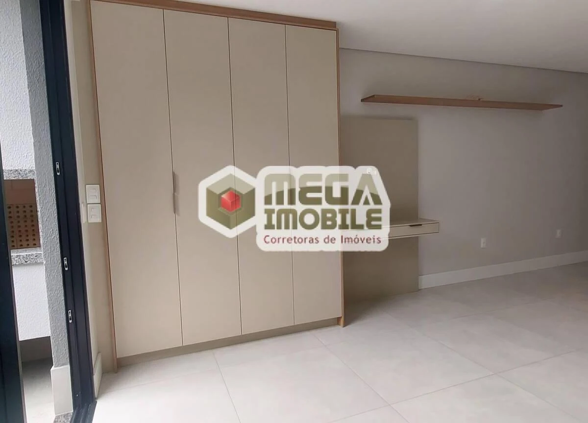 One-bedroom apartment with a home office in Florianópolis — photo 18