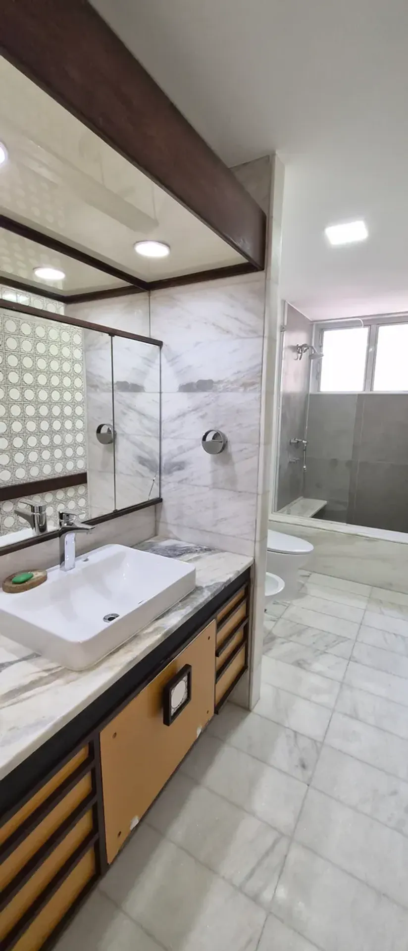 300 m² apartment with 4 bedrooms and gas kitchen — photo 36