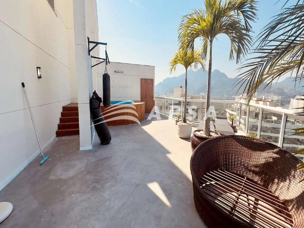 Duplex 4-bedroom penthouse with a private BBQ — photo 2