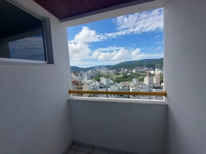 1-bedroom 47 m² apartment with a balcony — photo 13