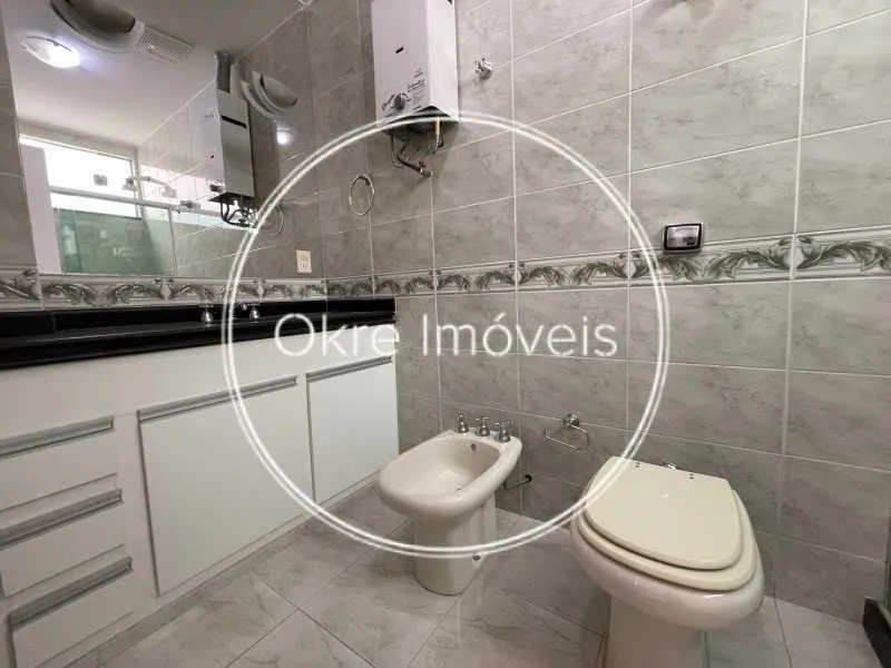 Квартира с 3 спальнями и сюит-ванной, 159 м² — photo 15