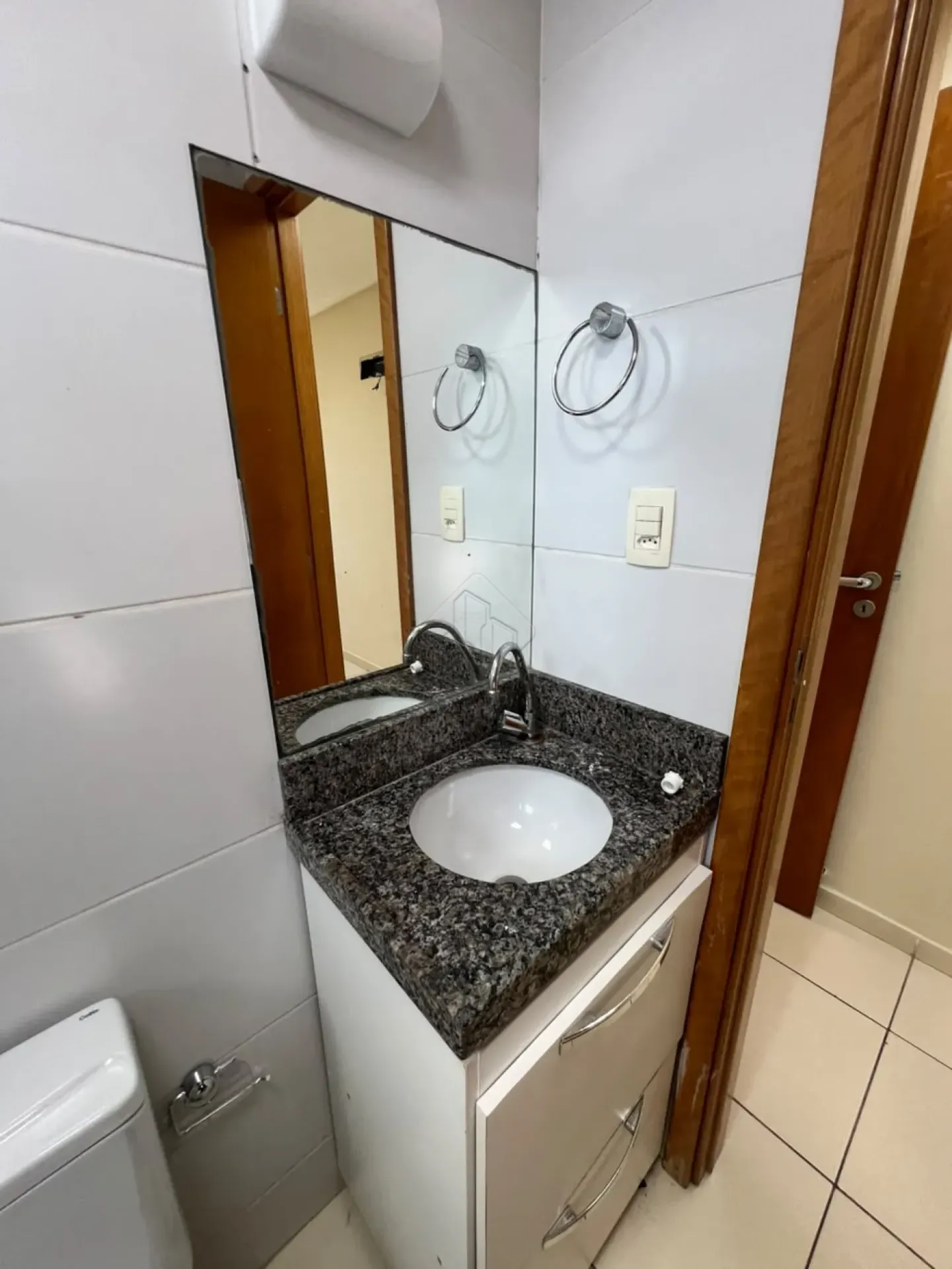 2-bedroom apartment, 1 with its own bathroom, 60 m² — photo 11