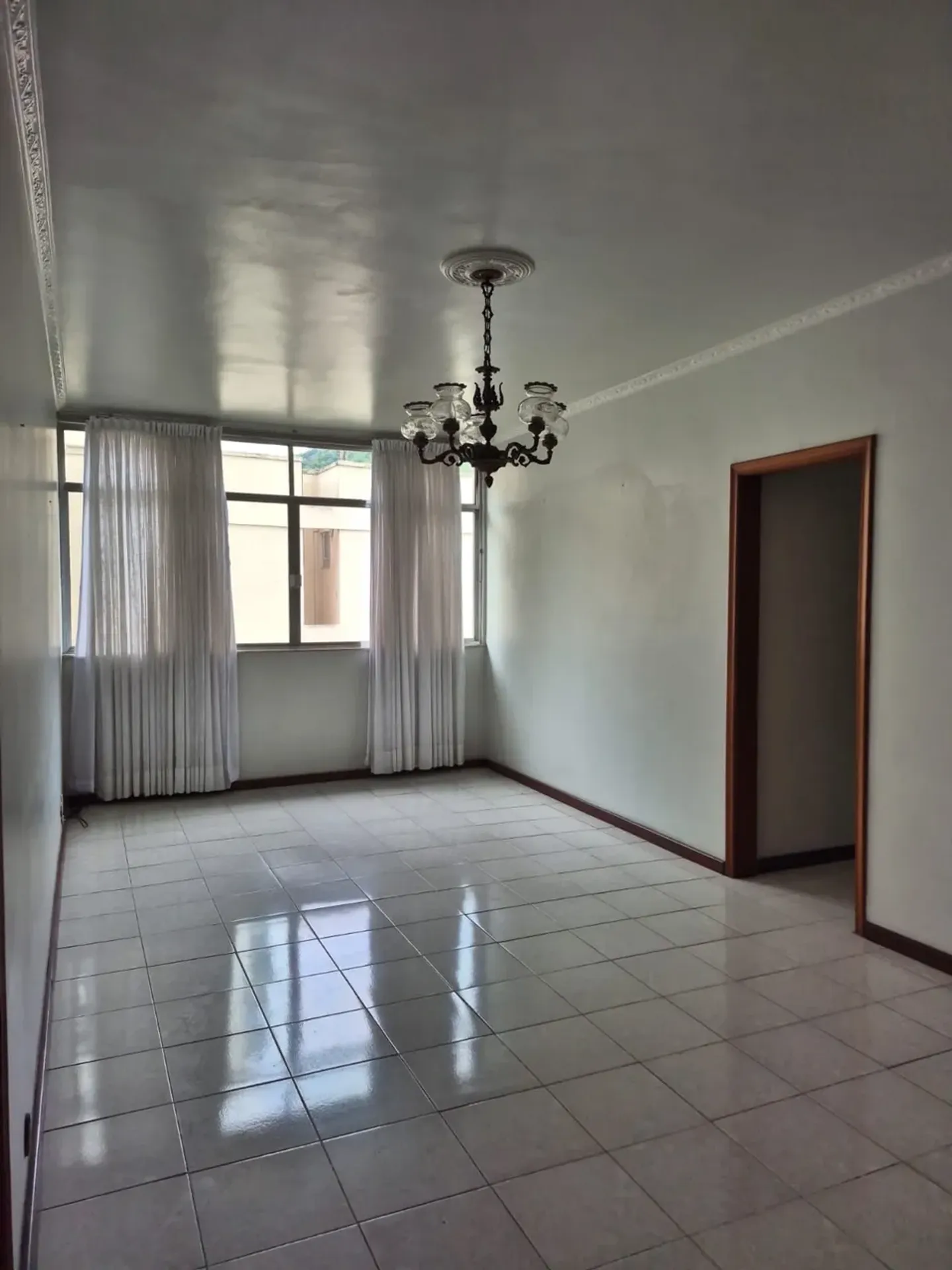 Apartment on the 5th floor with a park view — photo 8