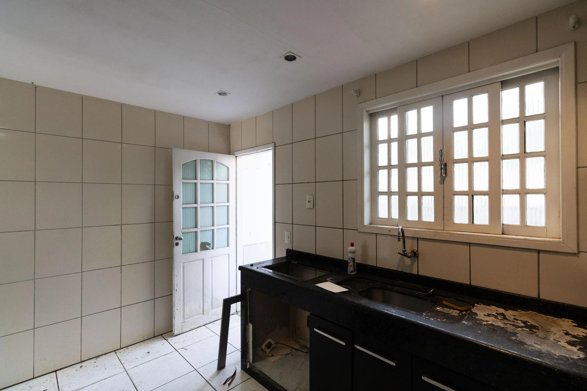 2-bedroom house with 2 bathrooms and 1 parking space — photo 18