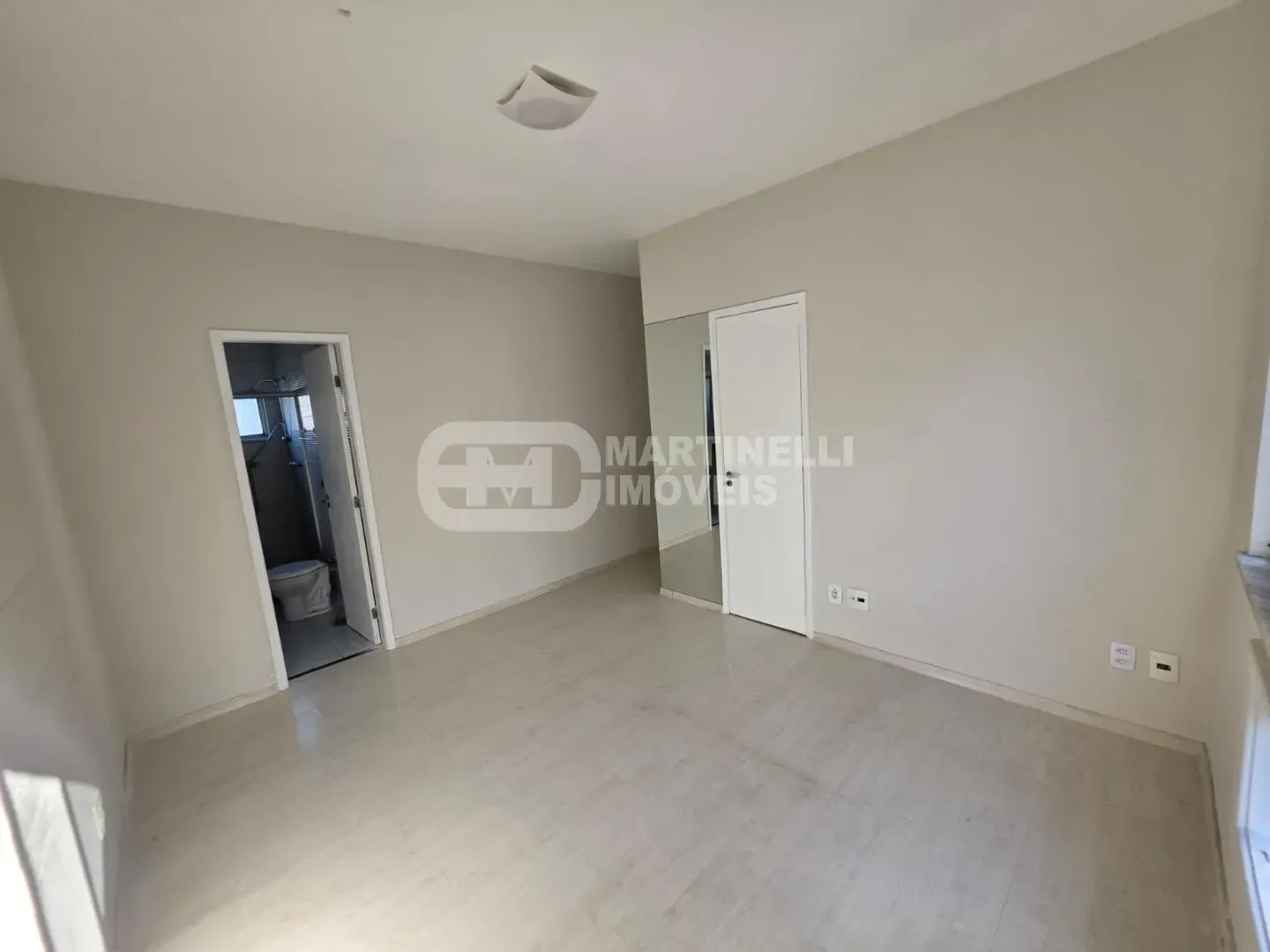 Top-floor duplex with 4 bedrooms and 5 bathrooms — photo 29