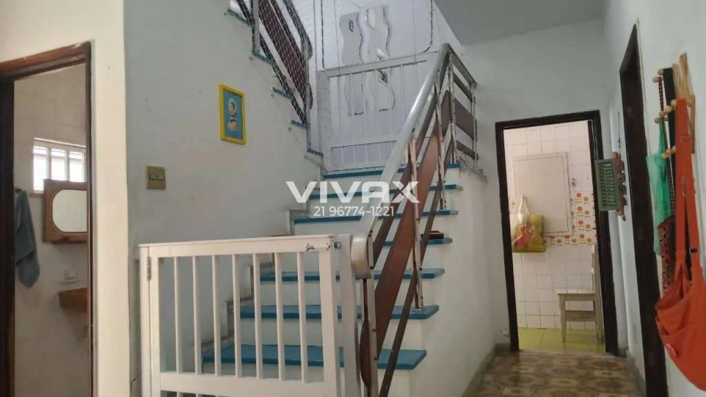 Furnished duplex house 351 m² with 5 bedrooms and 3 parking — photo 8