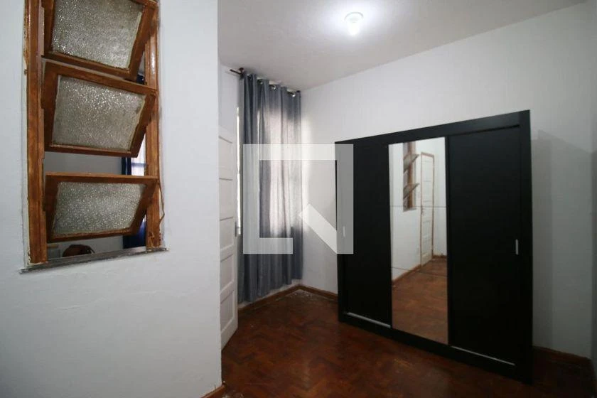 1-bedroom apartment with a separate, closed kitchen — photo 5