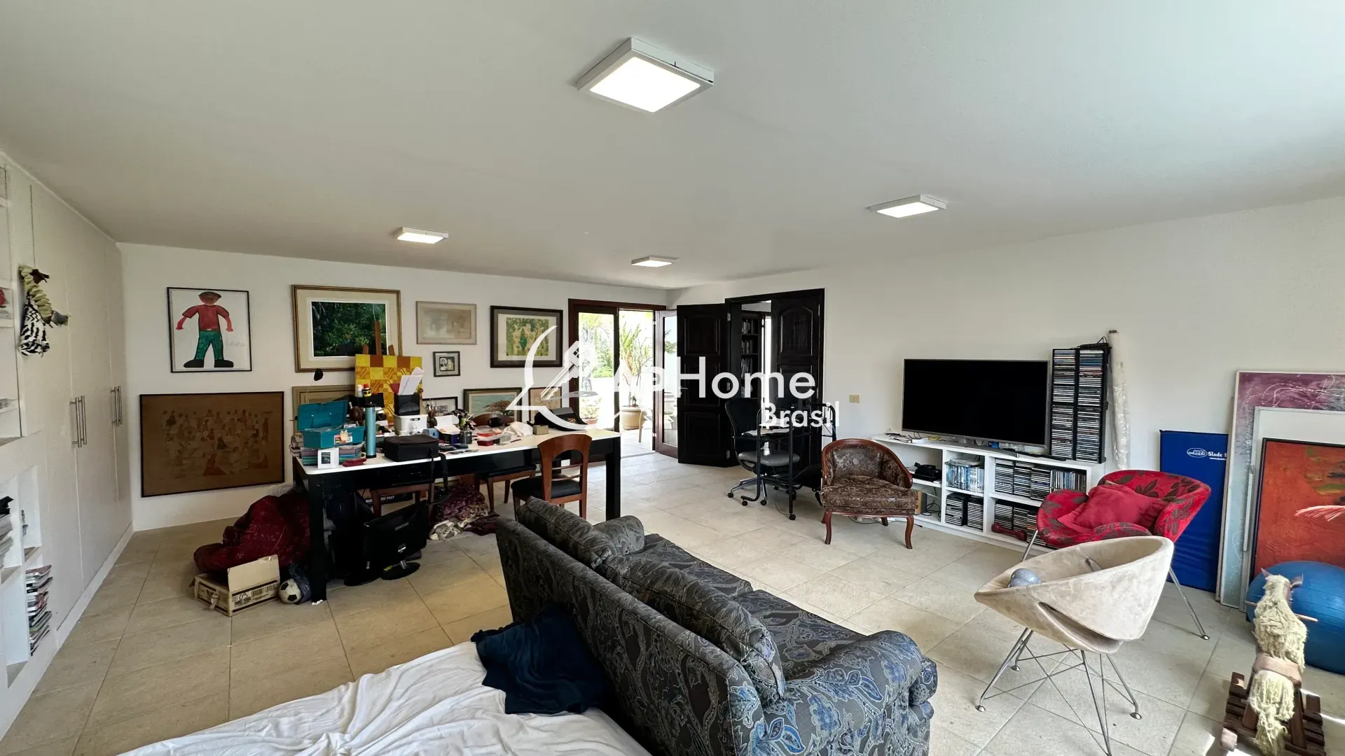 Apartment with 4 bedrooms, closed kitchen — photo 40