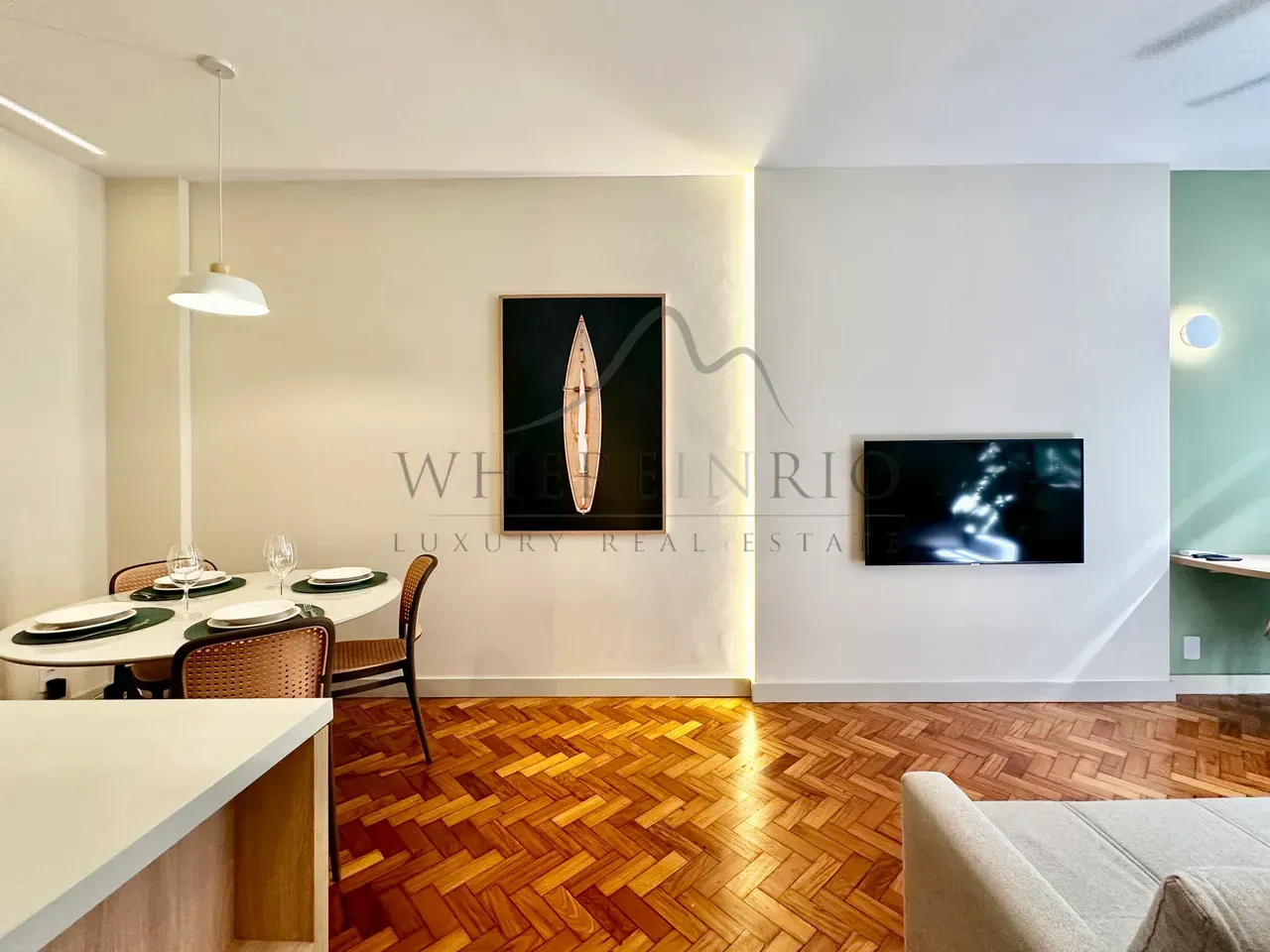 Furnished 1-bedroom apartment with open kitchen — photo 13