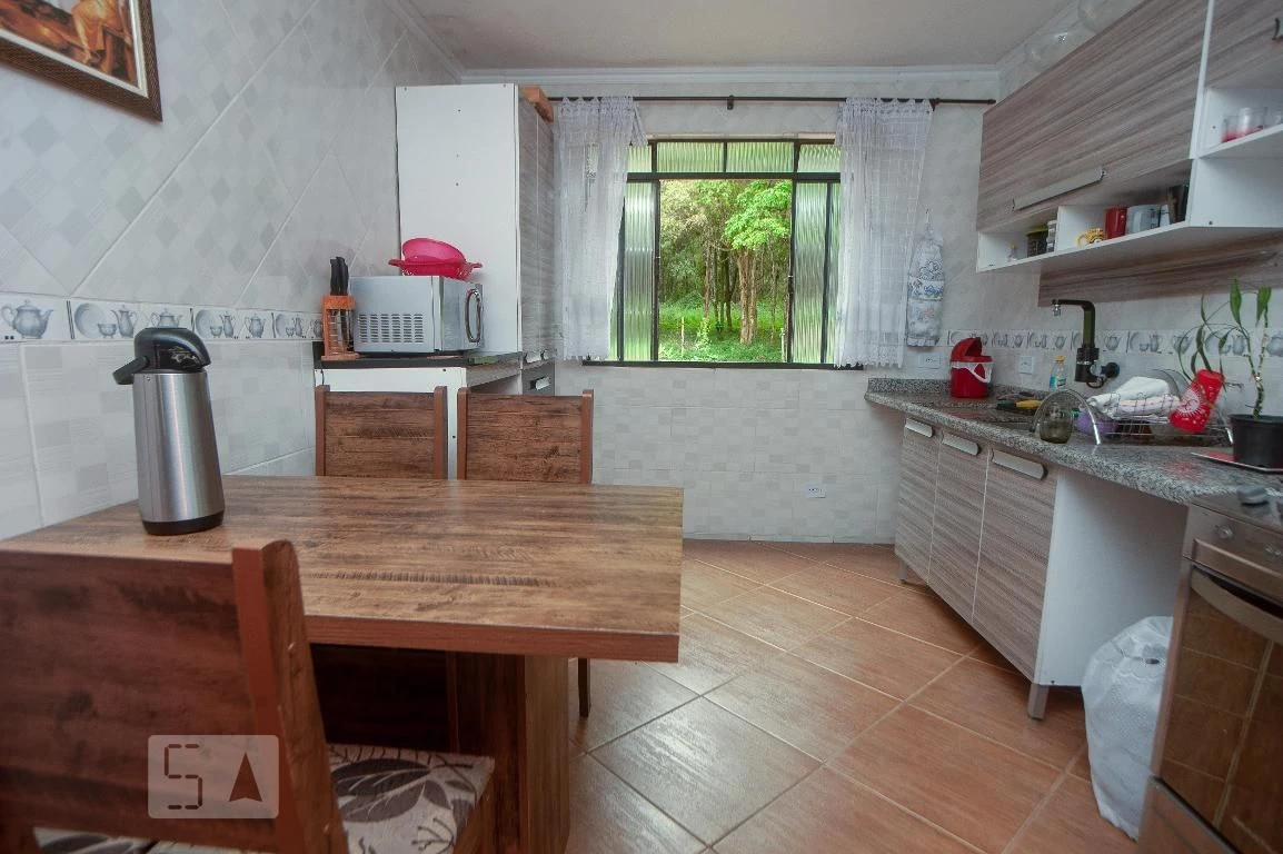 Furnished house with 2 bedrooms, 1 bathroom and private garden — photo 4