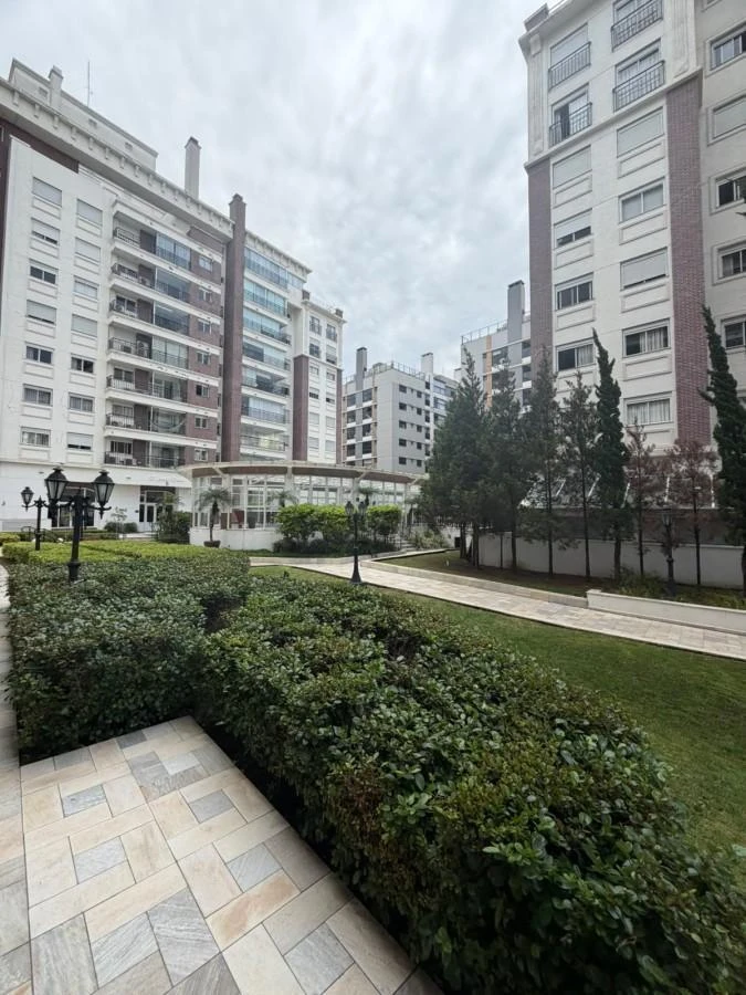 Washing machine in a 4-bedroom apartment, 126 m² — photo 15