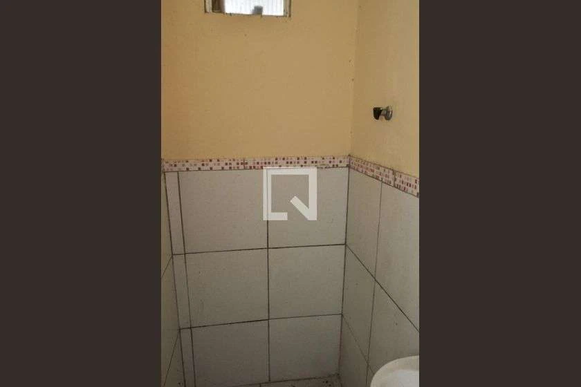 28 m² studio with kitchenette and electric shower — photo 11