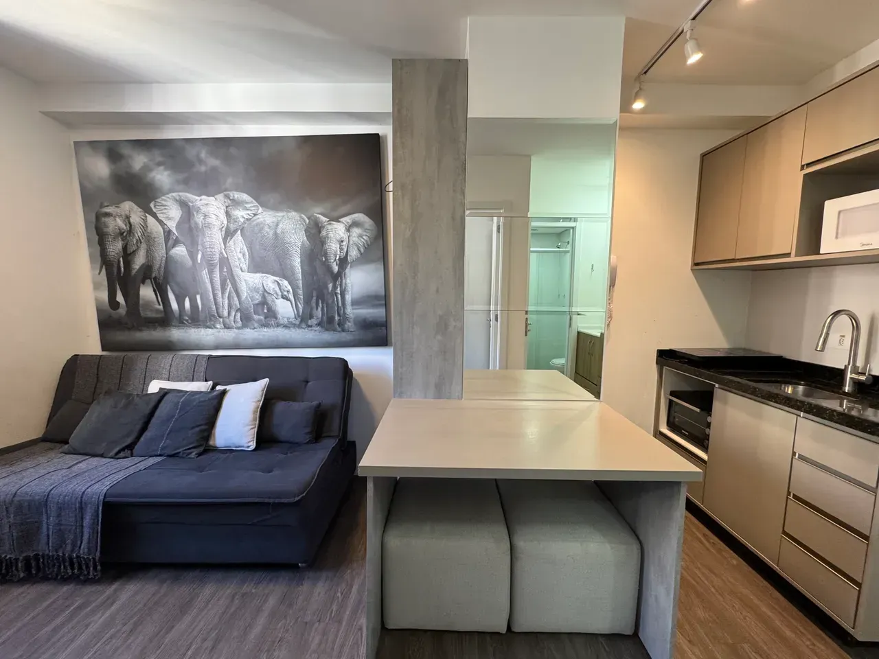 Apartamento mobiliado de 1 quarto com 1 vaga e terraço — photo 19