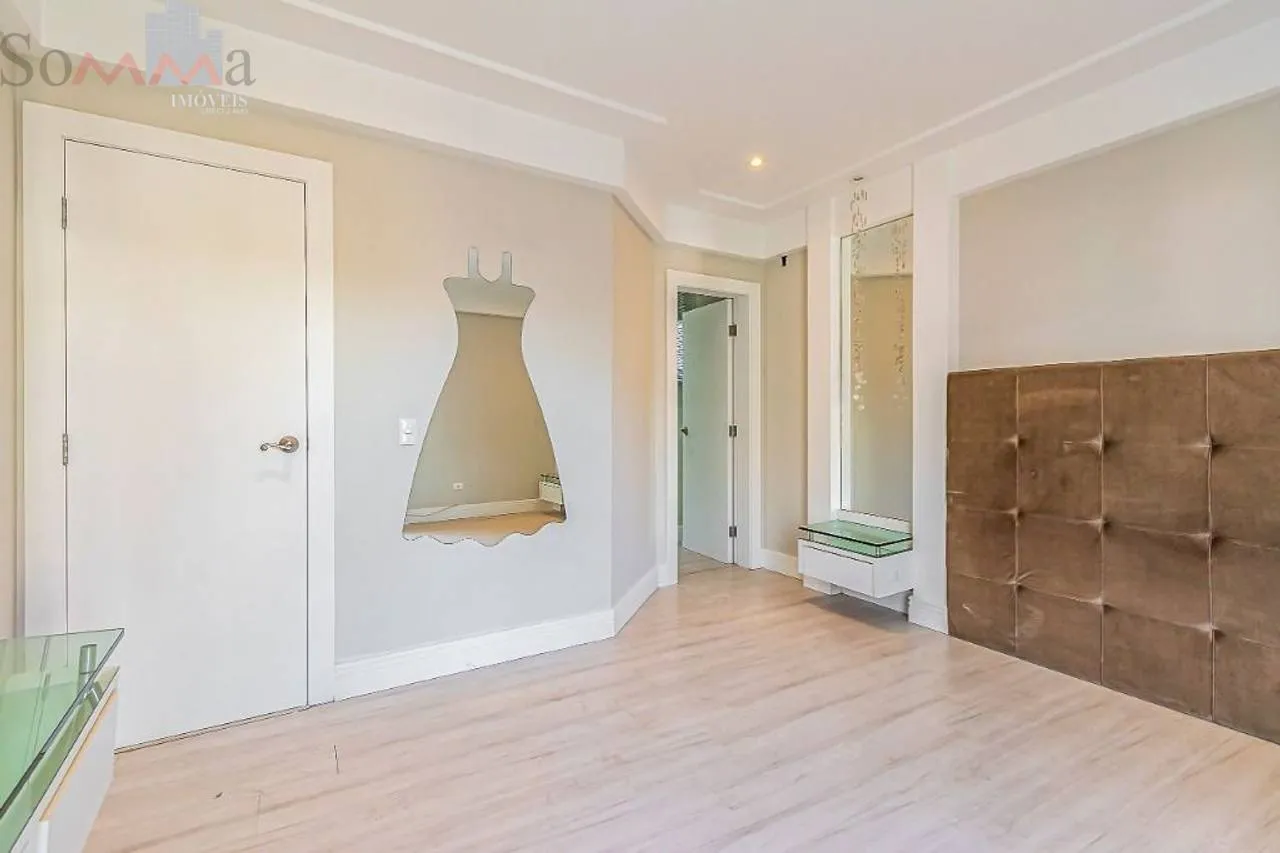 Furnished house, 323 m², with a bathtub — photo 114