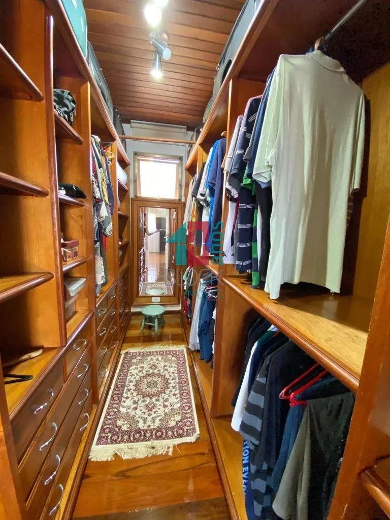Furnished apartment with 4 bedrooms and 4 bathrooms — photo 23