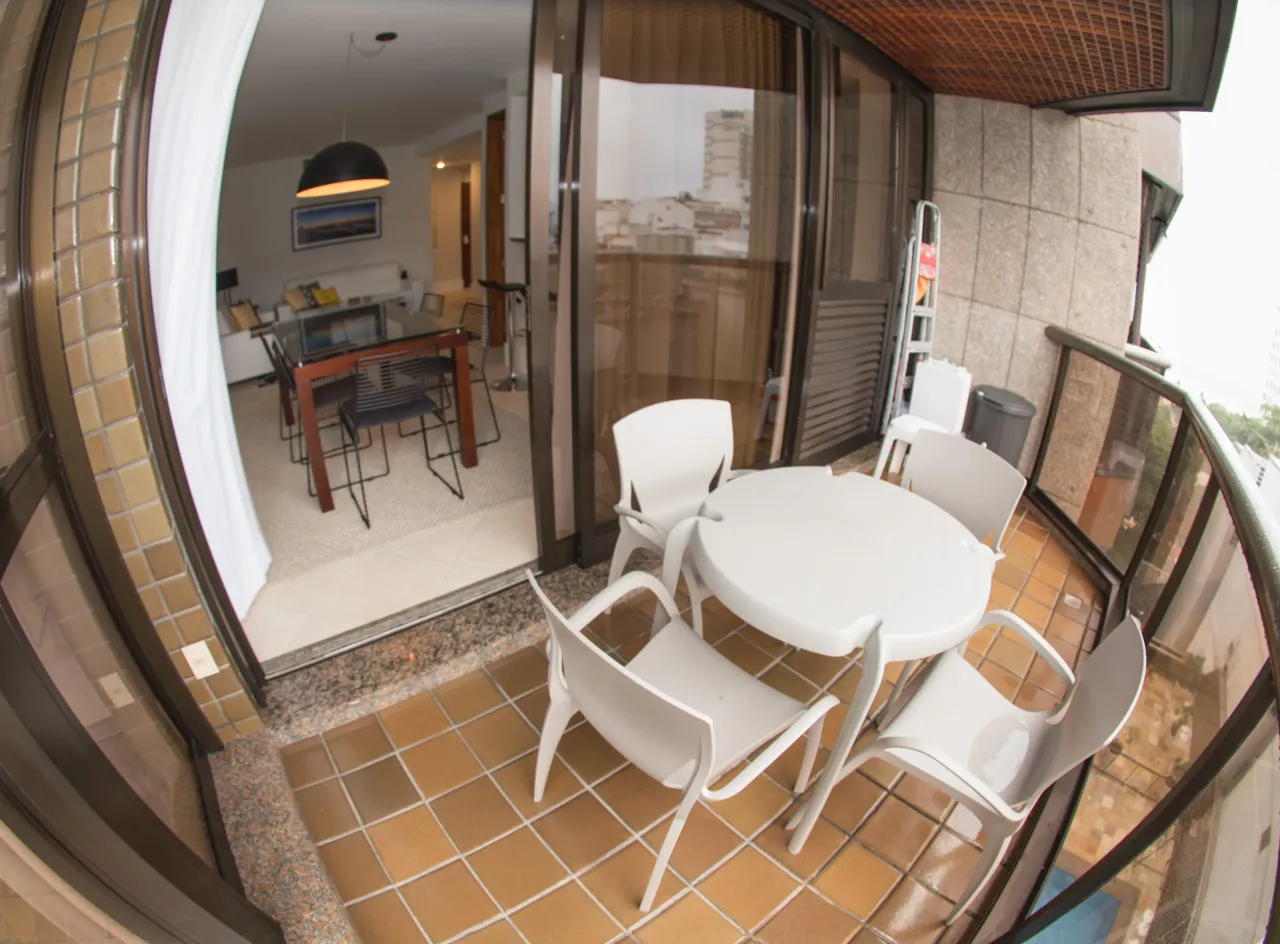 Furnished 85 m² apartment with 2 bedrooms and 2 bathrooms — photo 4