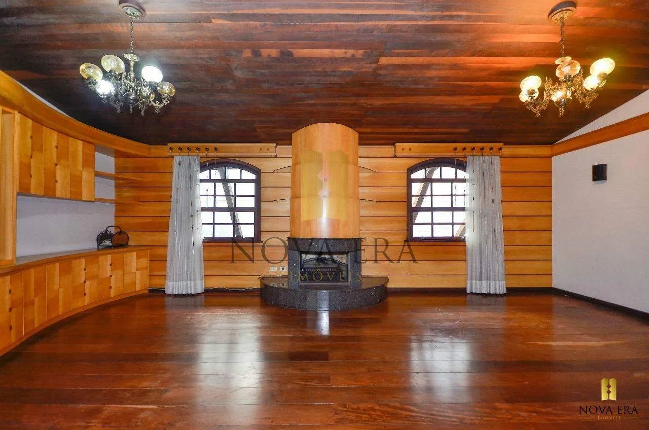 4-bedroom house with a grill on the balcony in Curitiba — photo 21