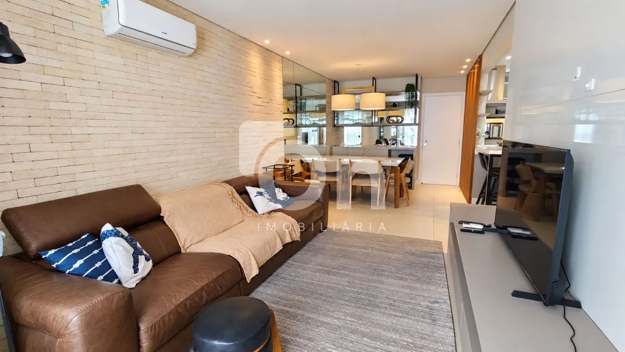 Floor-to-ceiling windows in a 2-bedroom apartment, 78 m² — photo 14