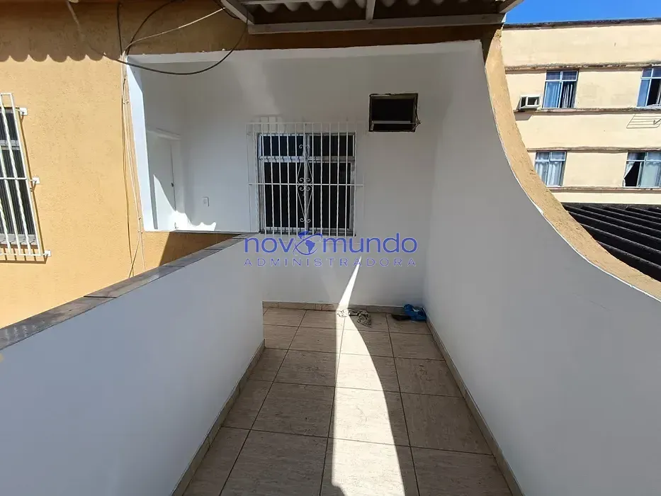 Unfurnished house with 2 bedrooms, 1 bathroom and balcony — photo 15