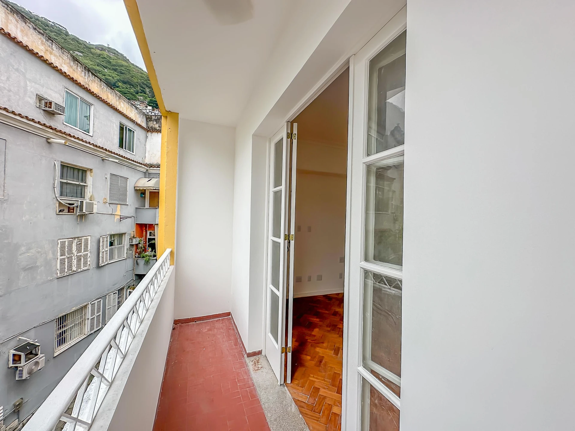 Apartamento, 84 m², com vista para as montanhas — photo 15