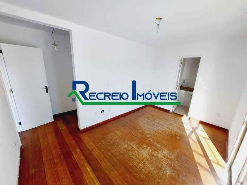 Apartamento, 217 m², com piso de madeira ou laminado — photo 8