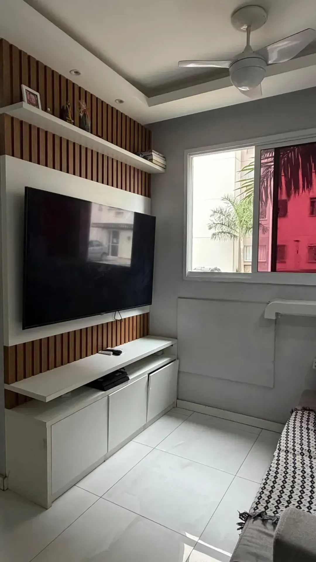 Furnished 1-bedroom apartment with a private garden — photo 15