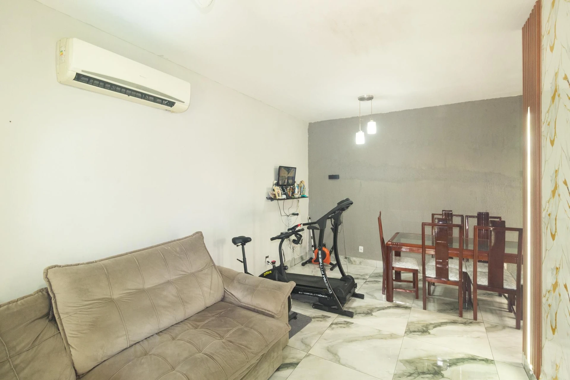Casa amueblada de 2 dormitorios con parrilla en el balcón — photo 35