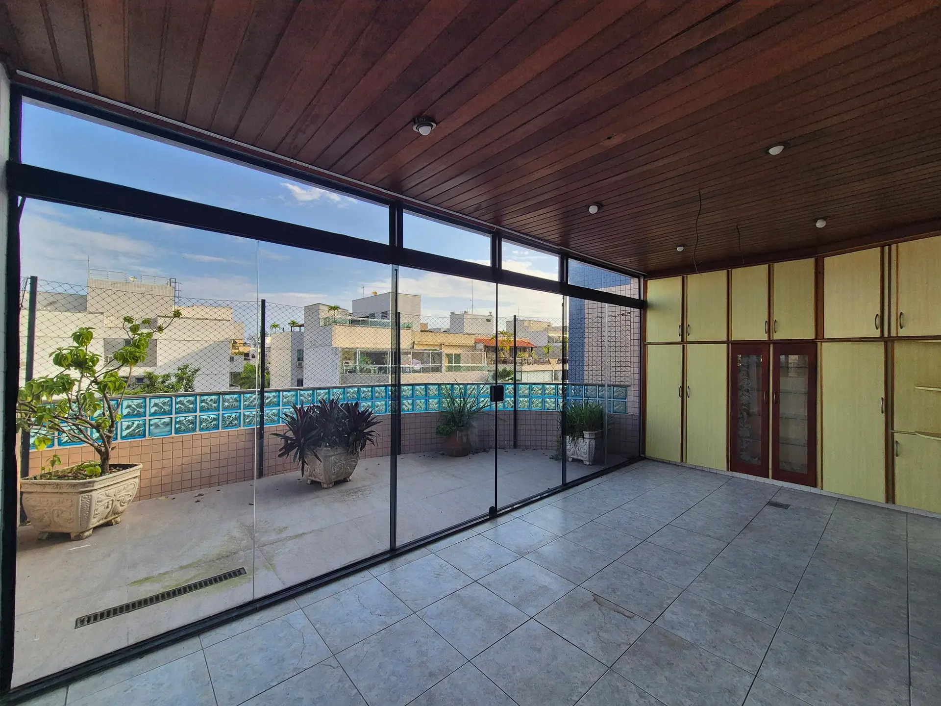 Apartamento, 260 m², com varanda envidraçada — photo 22