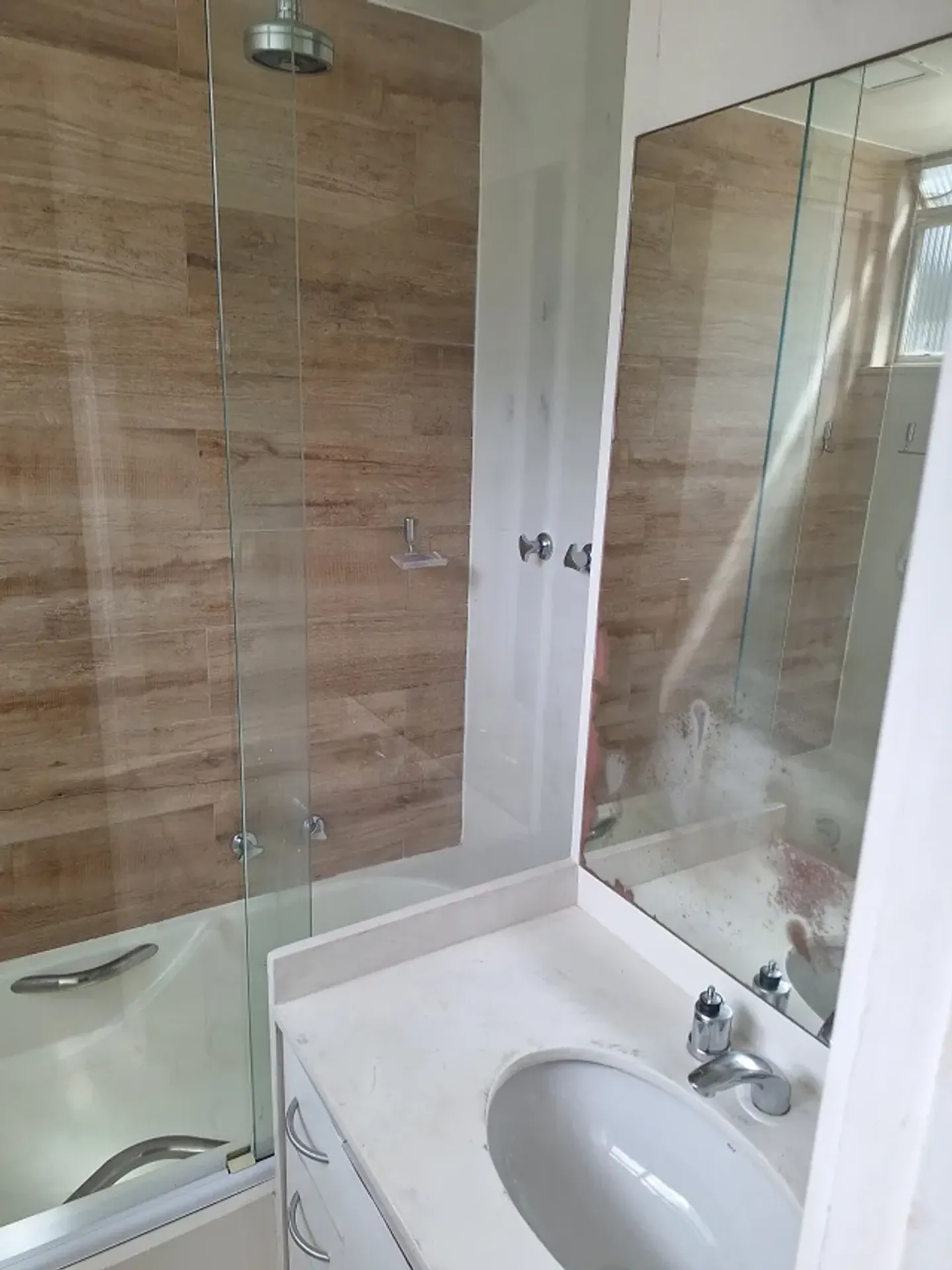 2-bedroom apartment with a bathtub in Rio de Janeiro — photo 17