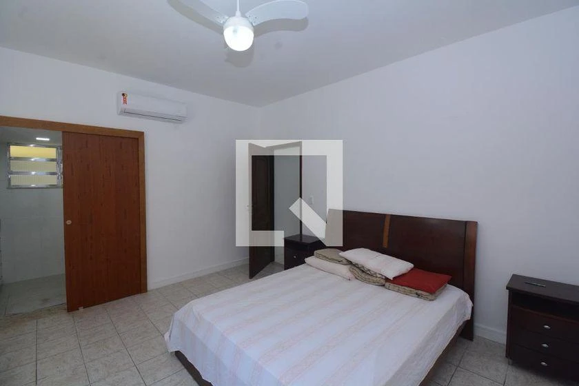 Дом 600 м² с 4 спальнями и 5 парковочными местами — photo 2